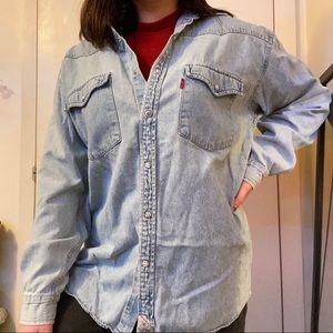 vintage levi’s denim button up